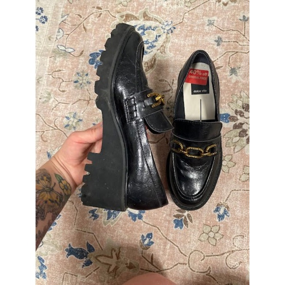 Dolce Vita Hoven Black Crinkle Leather Lug Sole Platform Loafers Gold Chain 6.5